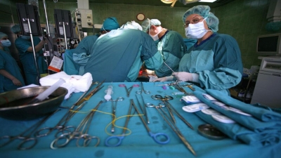 Vodeći svetski stručnjaci u transplantacionoj hirurgiji operisaće kod nas